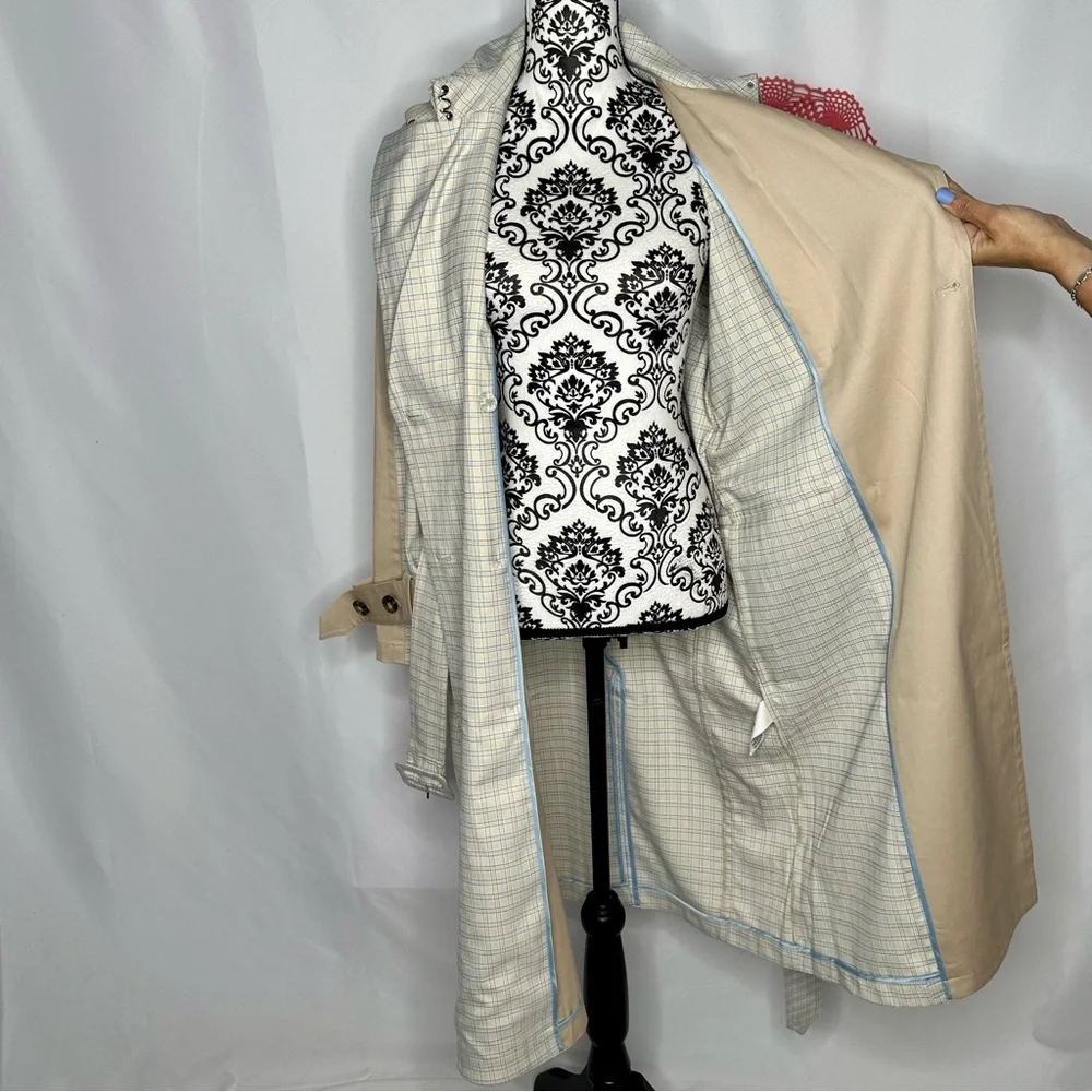 NWT Avec Les Filles Tan and Blue Plaid patchwork Trenchcoat Medium - Picture 8 of 16